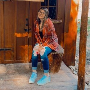 Meet your Posher, Abby
